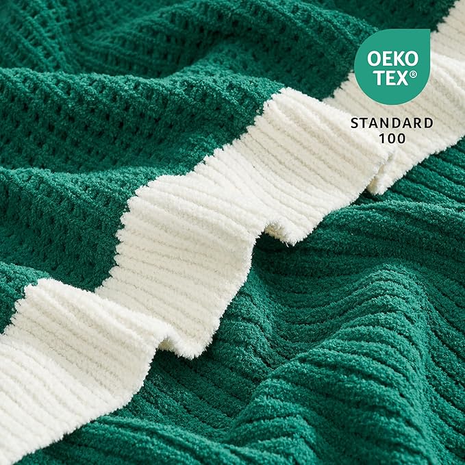 Amélie Home Christmas Waffle Throw Blanket for Couch, Soft Cozy Chenille Knit Blanket Warm Xmas Decorative Gifts Throw for Sofa, 50"x60", Holly Green