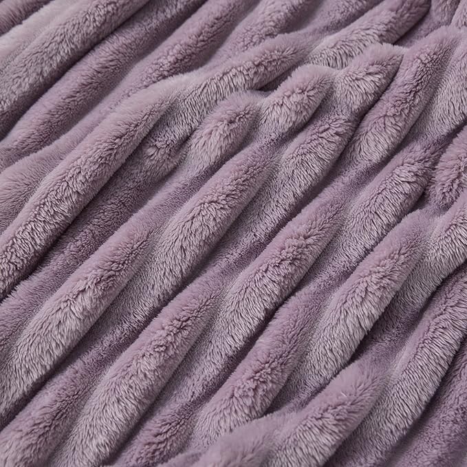 Bedsure GentleSoft Light Purple Full Blanket for Bed - Cozy Soft Blankets for Women, Cute Large Throws for Girls, 84x90 Inches
