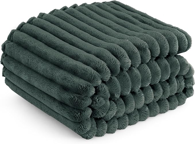 Bedsure GentleSoft Mallard Green Fleece Blanket for Couch - Cozy Soft Blankets for Women, Cute Small Throws for Girls, 50x70 Inches