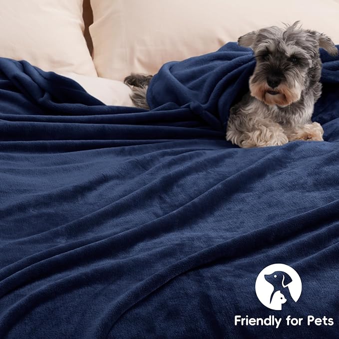 PHF Ultra Soft Fleece Blanket Twin Size, No Shed No Pilling Luxury Plush Cozy 300GSM Lightweight Twin XL Blanket for Bed, Couch, Chair, Sofa Suitable for All Season, 76" x 90", Navy Blue