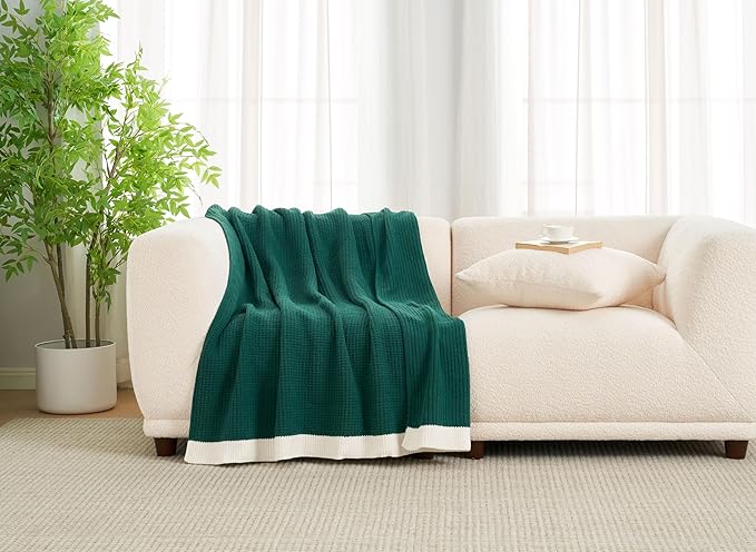 Amélie Home Christmas Waffle Throw Blanket for Couch, Soft Cozy Chenille Knit Blanket Warm Xmas Decorative Gifts Throw for Sofa, 50"x60", Holly Green