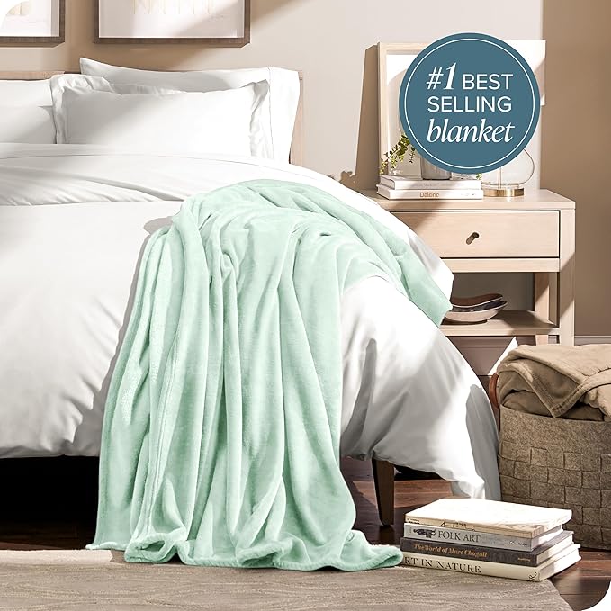 Bare Home Fleece Blanket - King Size - Ultra-Soft Lightweight for Bed, Sofa, and Couch - Luxury Microplush - Cozy Warm Blanket (King, Spring Mint)