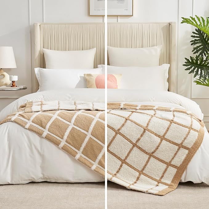Amélie Home Checkered Knit Throw Blanket for Couch, Bicolour Super Soft Cozy Fuzzy Plush Throws for Sofa, 50" x 60", Plaid Beige