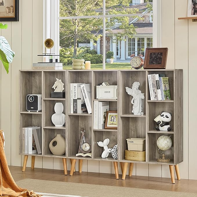 5 Cube Small Bookshelf,3 Tier Mid-Century Modern Bookcase with Legs,Wood Bookshelfs Storage Organizer Shelf,Free Standing Narrow Book Shelves,Rustic Gray Corner Bookcases for Bedroom,Living Room