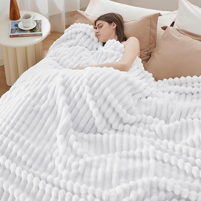 Bedsure GentleSoft White Full Blanket for Bed - Cozy Soft Blankets for Women, Cute Large Throws for Girls, 84x90 Inches