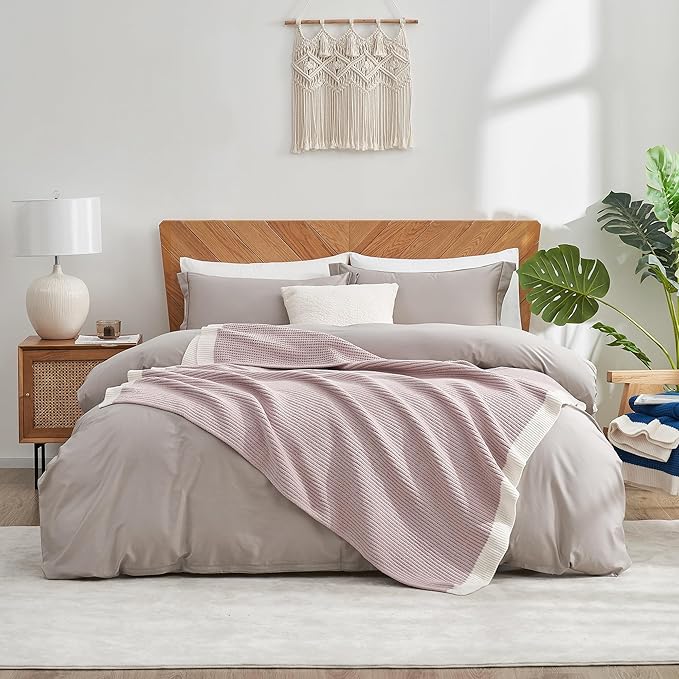 Amélie Home Waffle Throw Blanket for Couch, Soft Cozy Chenille Knit Blanket Warm Decorative Throw for Sofa, 50"x60", Pink