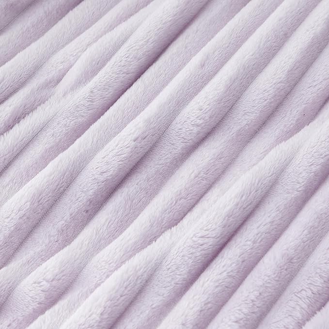 Bedsure GentleSoft Lavender Fog Twin Blanket for Bed - Cozy Soft Blankets for Women, Cute Large Throws for Girls, 66x90 Inches