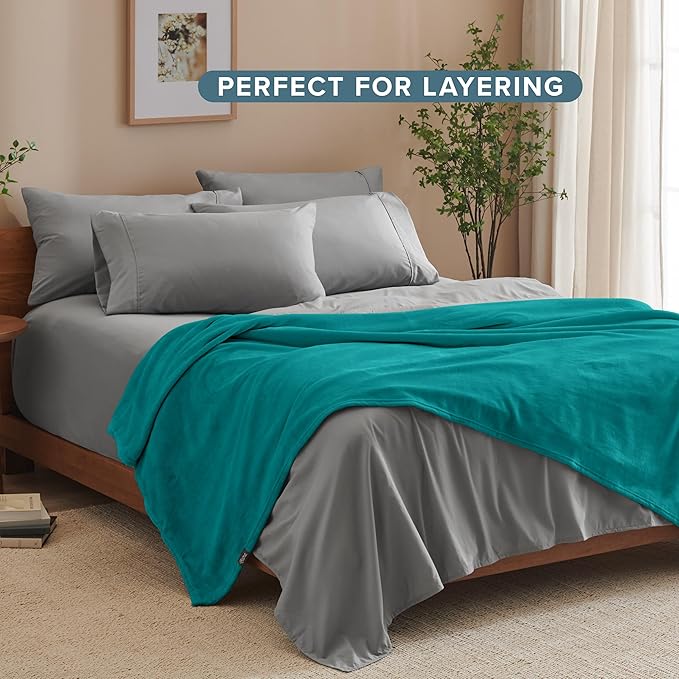 Bare Home Fleece Blanket - Full/Queen - Ultra-Soft Lightweight for Bed, Sofa, and Couch - Luxury Microplush - Cozy Warm Blanket (Full/Queen, Emerald)