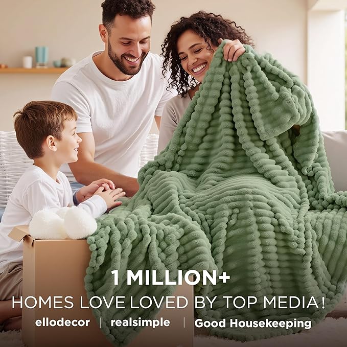 Bedsure GentleSoft Reseda Fleece Twin Blanket for Couch - Super Soft Cozy Blankets for Women, Cute Small Throws for Girls, 60x80 Inches