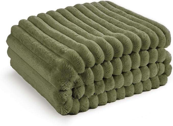 Bedsure GentleSoft Cypress Twin XL Blanket for Bed - Cozy Soft Blankets for Women, Cute Small Fleece Throws for Girls, Birthday Gifts for Women Decor Gifts, 66x90 Inches