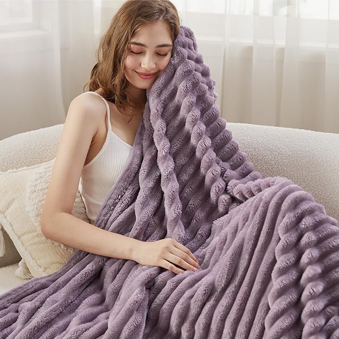 Bedsure GentleSoft Light Purple Fleece Blanket for Couch - Cozy Soft Blankets for Women, Cute Small Throws for Girls, 50x60 Inches