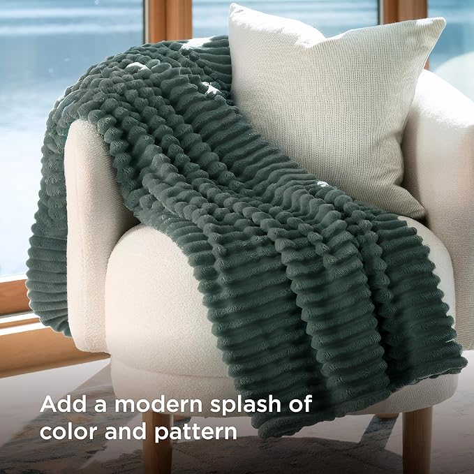 Bedsure GentleSoft Mallard Green Fleece Blanket for Couch - Cozy Soft Blankets for Women, Cute Small Throws for Girls, 50x70 Inches