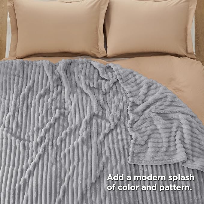 Bedsure GentleSoft King Size Blanket for Bed - Cozy Soft Blankets for Women, Cute Large Fleece Throws for Girls, Light Gray, 108x90 Inches