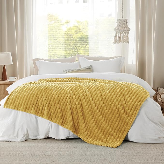 Bedsure GentleSoft Honey Throw Blanket for Couch - Super Soft Cozy Blankets for Women, Cute Small Blanket for Girls, 50x70 Inches